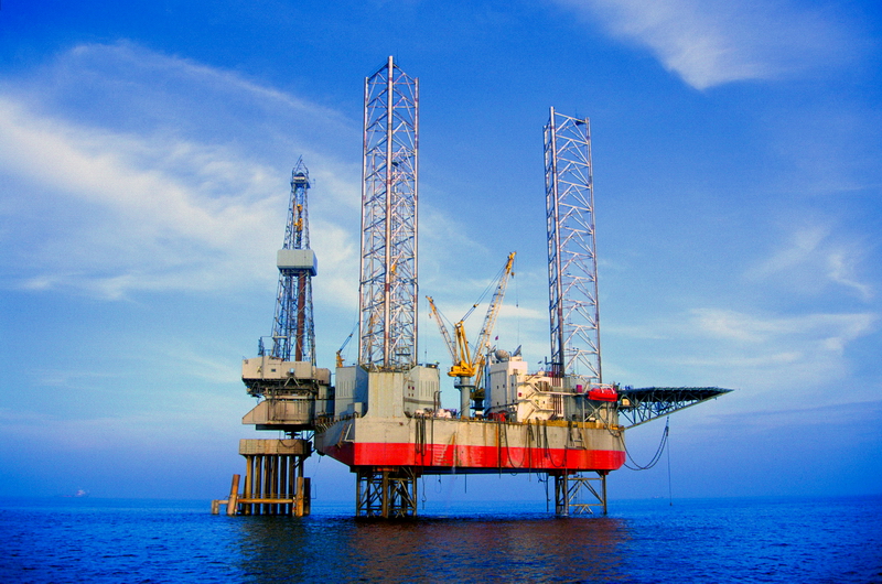 海上石油鉆井平臺